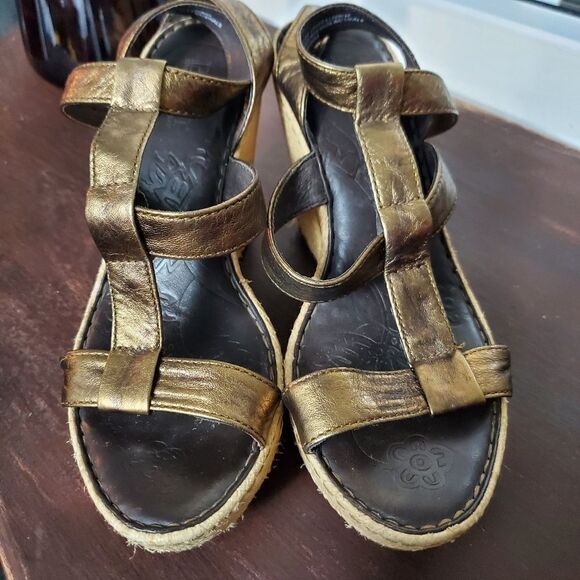 Born Sandals  - Picture 1 of 9